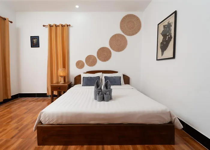 Villa Serey Private Grill & Chill Near Pub Street *
